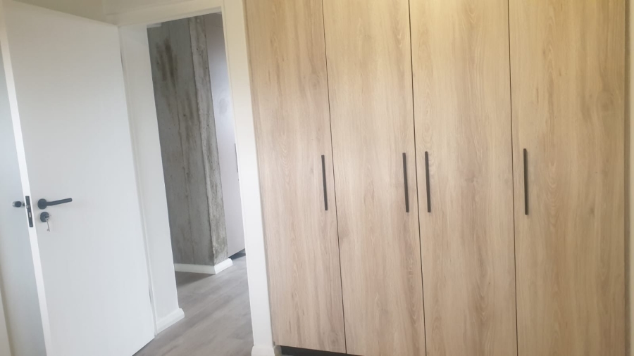 1 Bedroom Property for Sale in Table View Western Cape